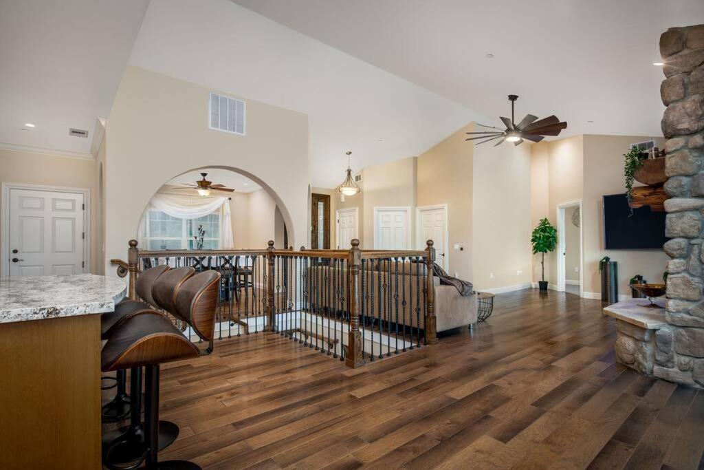 New Luxury Lake House In Pine Mountain Lake Close To Yosemite! Perfect For All Seasons! Great For Retreats, Getaways, Celebrations, And More! Groveland Exterior foto