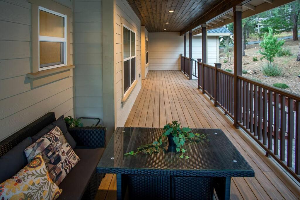 New Luxury Lake House In Pine Mountain Lake Close To Yosemite! Perfect For All Seasons! Great For Retreats, Getaways, Celebrations, And More! Groveland Exterior foto