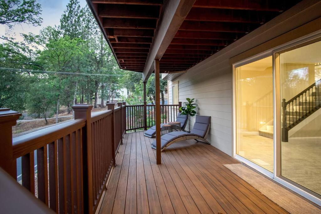 New Luxury Lake House In Pine Mountain Lake Close To Yosemite! Perfect For All Seasons! Great For Retreats, Getaways, Celebrations, And More! Groveland Exterior foto